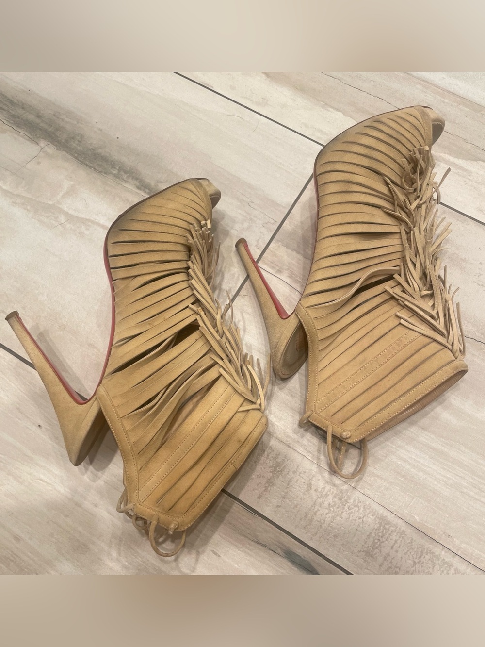 Christian Louboutin Deva nude fringe suede platform heels 38.5 7.5 8 - Picture 15 of 16
